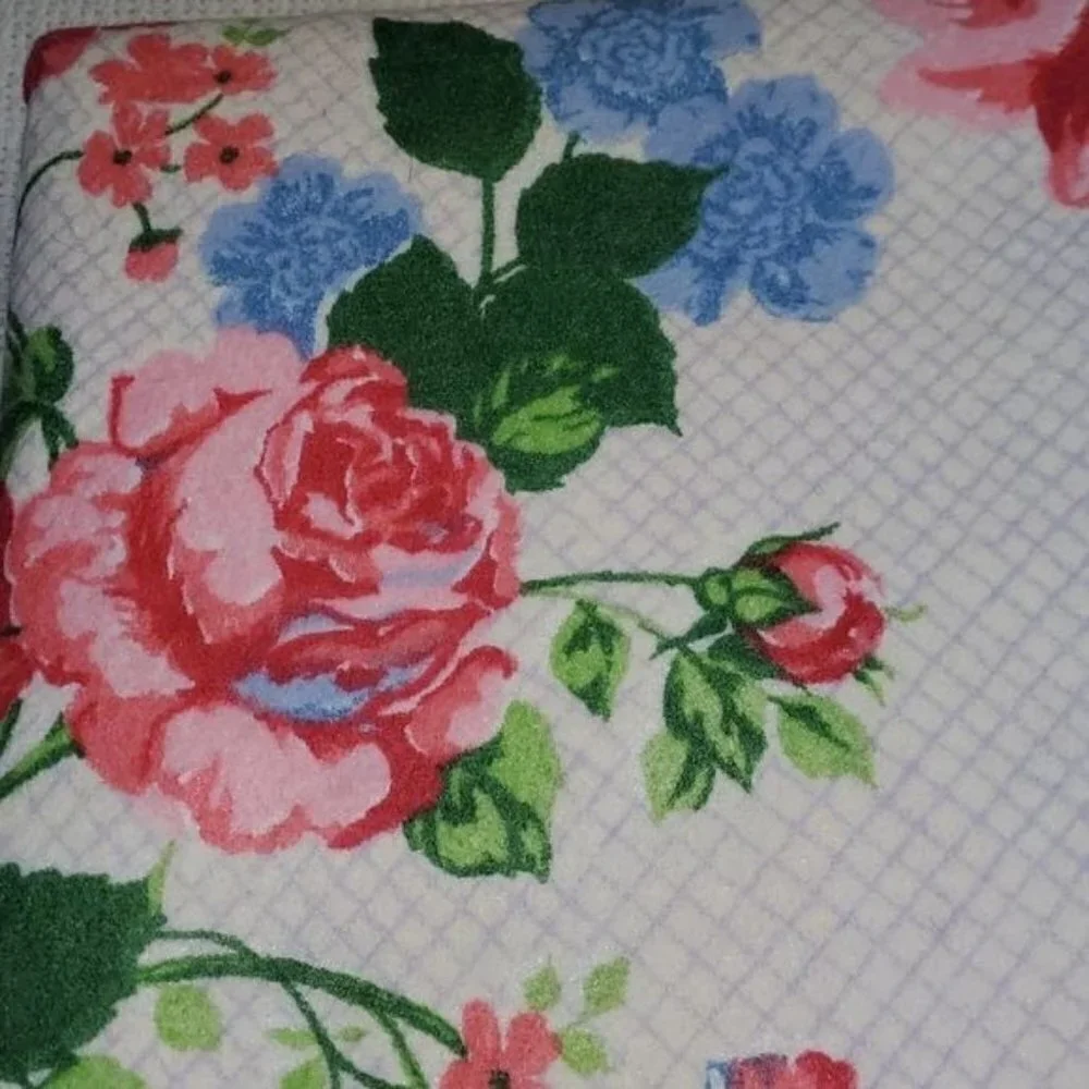 Vintage Colorful Floral Twin with Satin‎ Trim Blanket